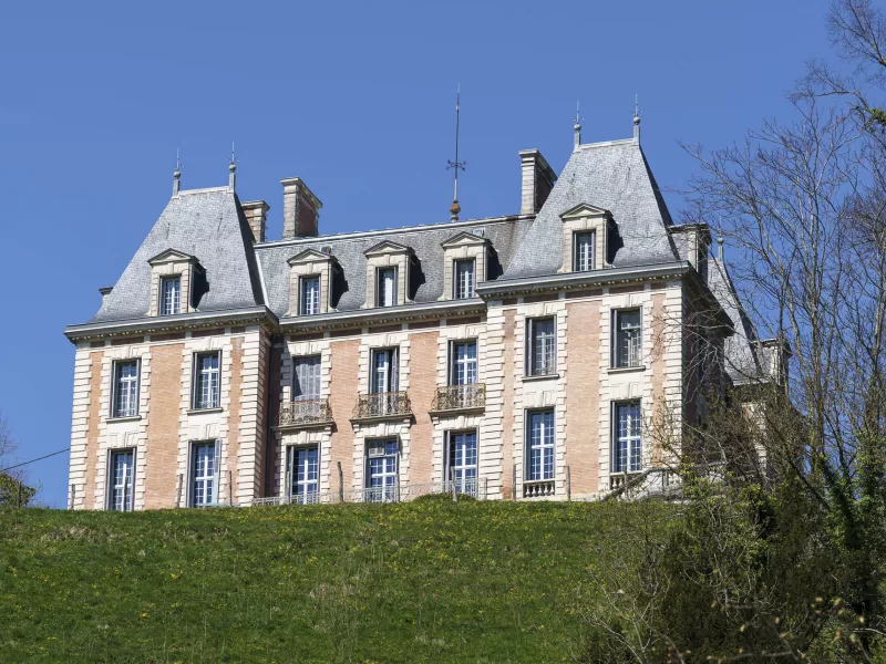 Vinay - Château de Montvinay