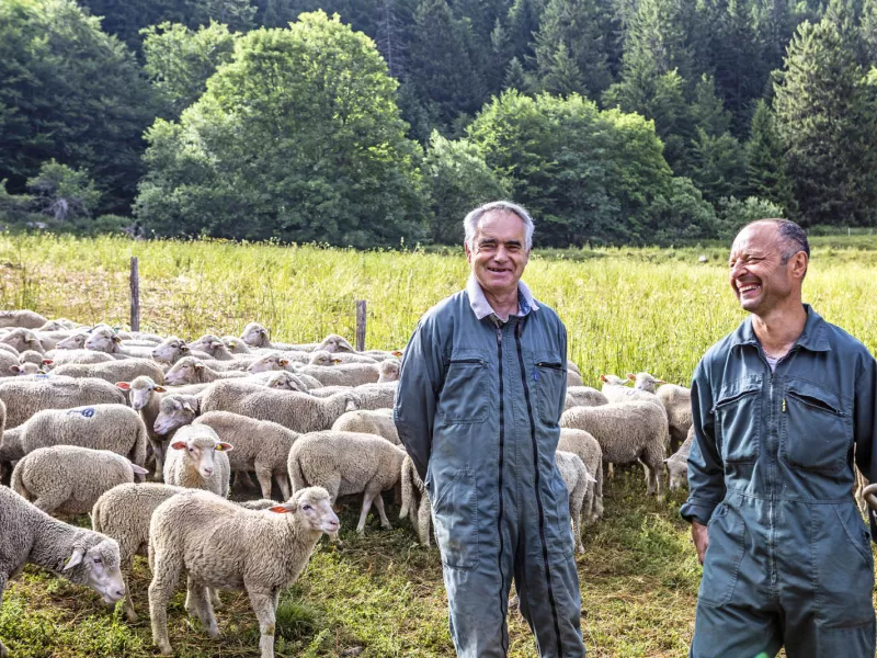 Roland Bouvier (à gauche), président de l’Association des viandes agropastorales 
