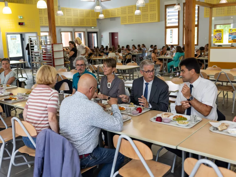 Collège André Malraux, restaurant scolaire