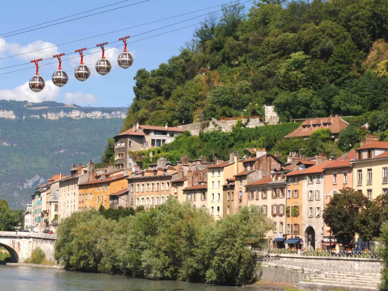 bulles grenoble -2025